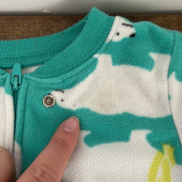 5 for $20 Carter’s Thick Polar Bear Zip Up Footsie - Picture 8 of 11